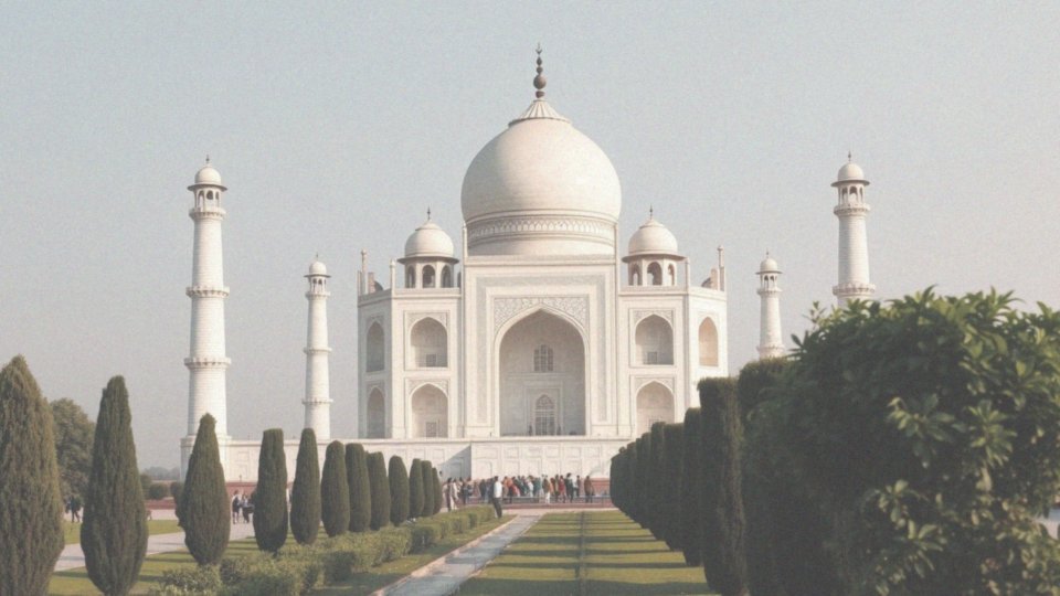Jak różnią się ceny atrakcji turystycznych w Indiach?